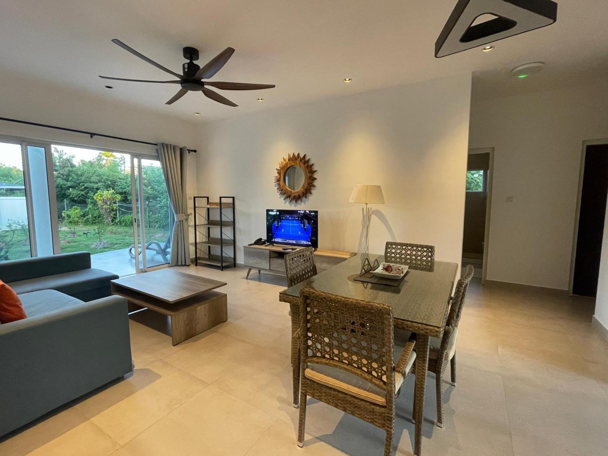 Tropic Villa Annex إدارة آنس الكبرى المظهر الخارجي الصورة