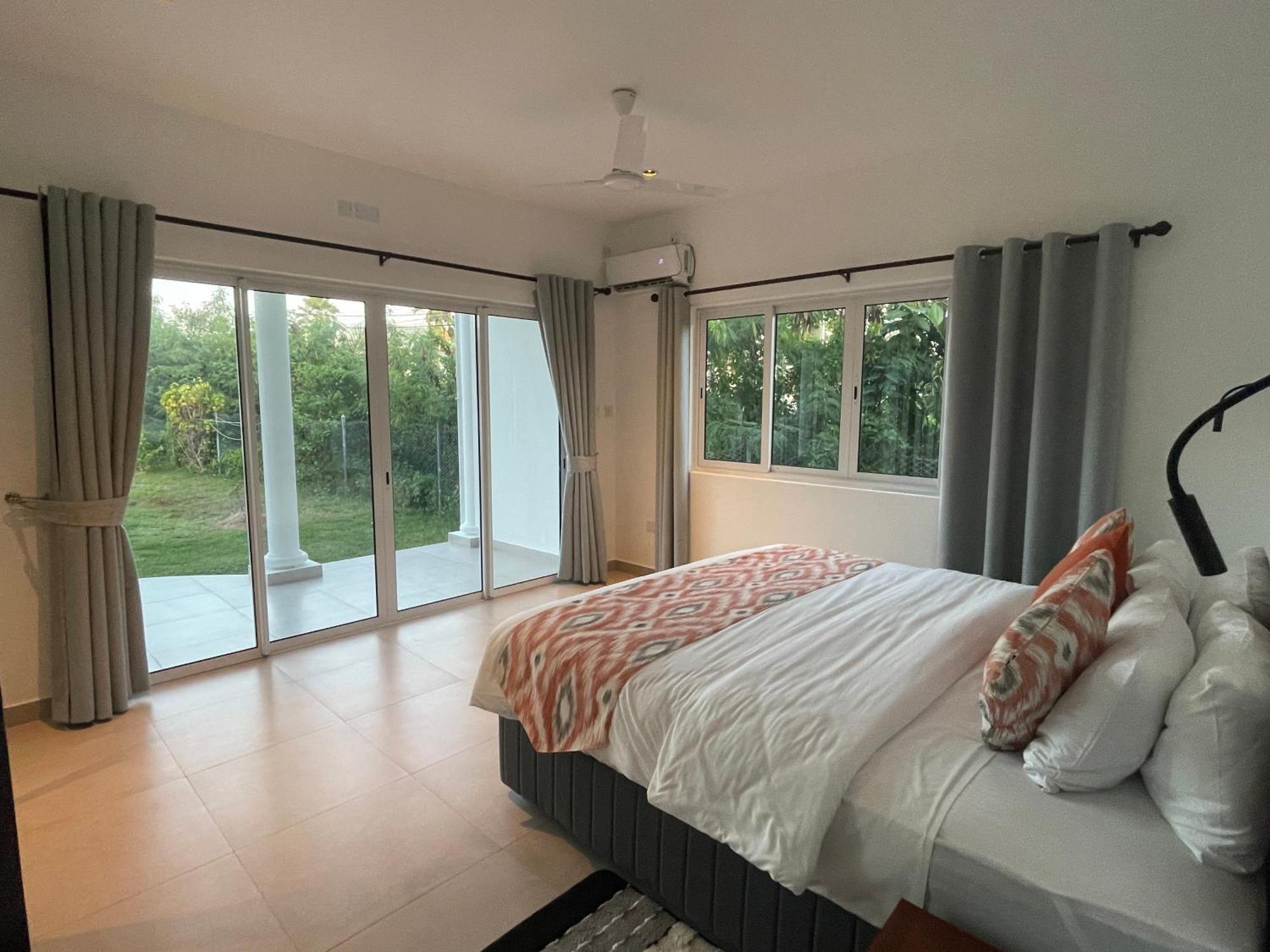 Tropic Villa Annex إدارة آنس الكبرى المظهر الخارجي الصورة